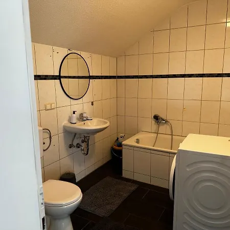 A&v Schoene Dachgeschoss Sterne アパート